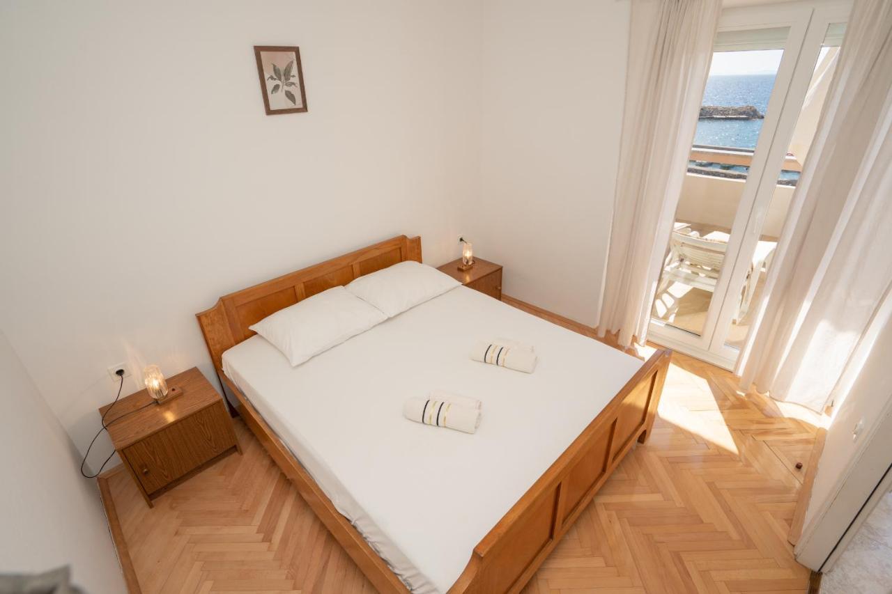 Apartments And Rooms Ljubica Lun  Eksteriør billede